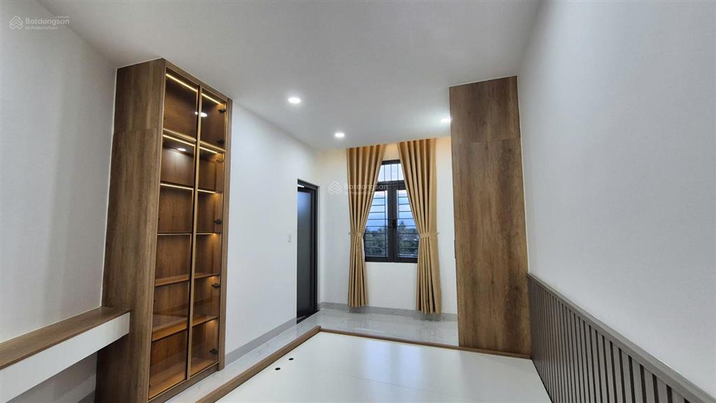 Bán nhà 3 tầng căn góc 2 mặt vĩnh châu  vĩnh hiệp