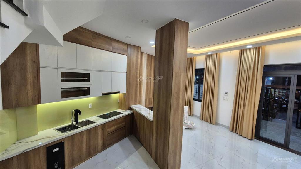Bán nhà 3 tầng căn góc 2 mặt vĩnh châu  vĩnh hiệp