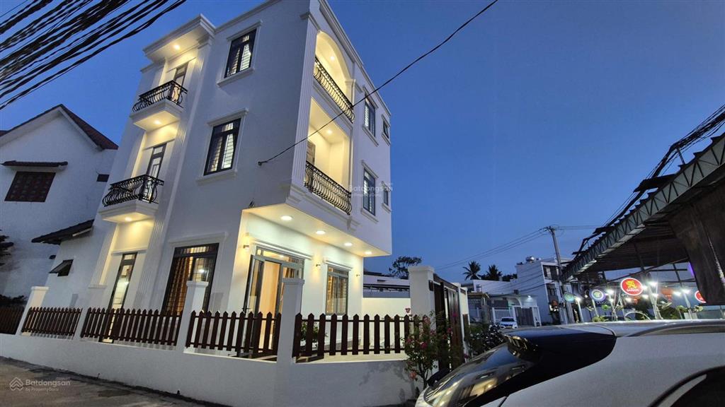 Bán nhà 3 tầng căn góc 2 mặt vĩnh châu  vĩnh hiệp