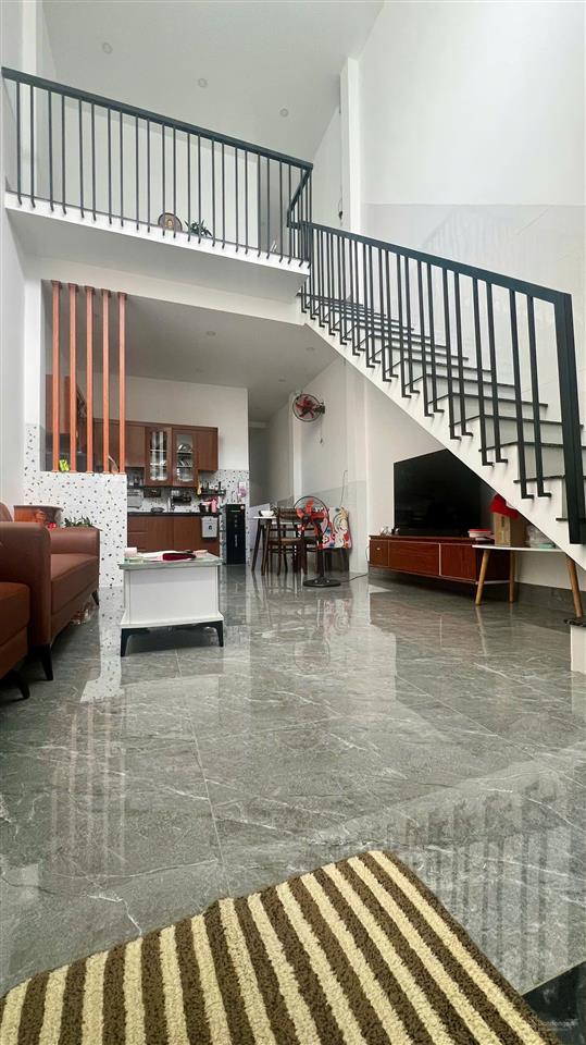Nhà mới xây full nội thất dọn vào ở ngay chỉ 3,2 tỷ vị trí đẹp tại vĩnh thái, nha trang