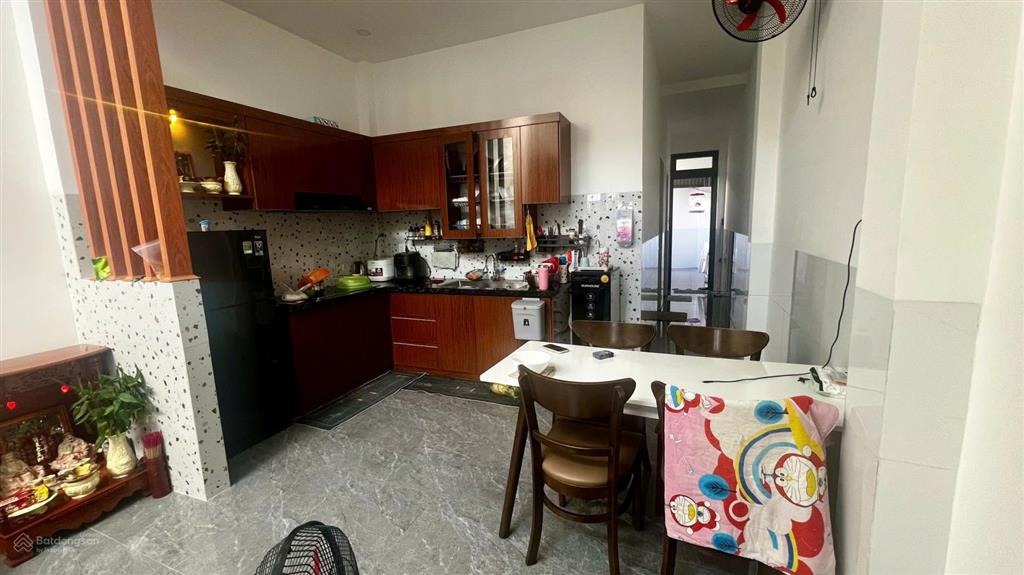 Nhà mới xây full nội thất dọn vào ở ngay chỉ 3,2 tỷ vị trí đẹp tại vĩnh thái, nha trang