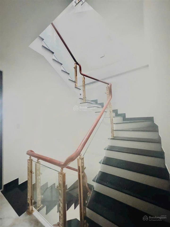 Cho thuê nhà kđt an bình tân dt 80m², đường ô tô vivu thông