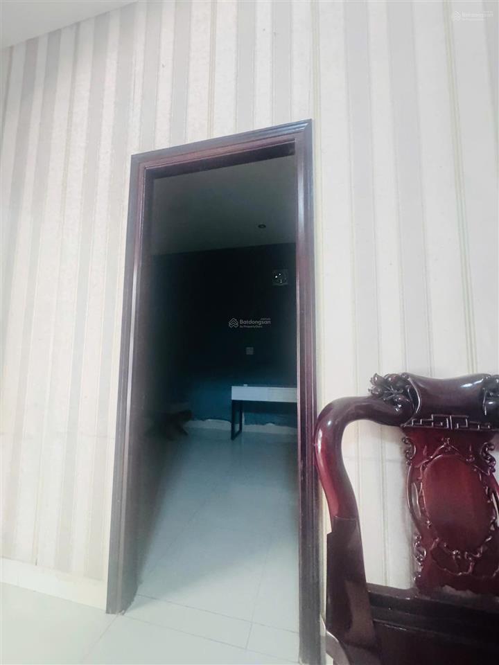 Cho thuê nhà mặt tiền đường phùng hưng 3pn 3wc full nội thất vừa ở vừa kinh doanh