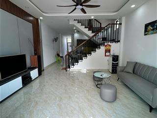 Nhà 2 tầng đẹp kiên cố (đã hoàn công)  hẻm liên hoa, phường tây nha trang