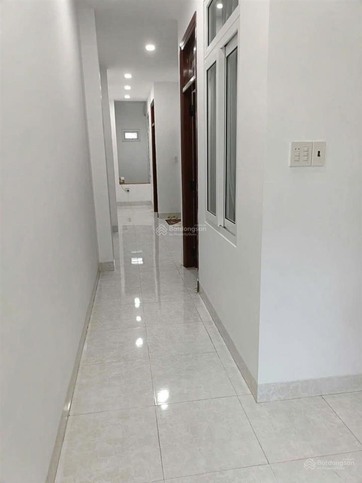 Cho thuê nhà mặt tiền đặng thai mai, hòn rớ 1 (đối điện đảo hoa sen) diện tích 85m2.