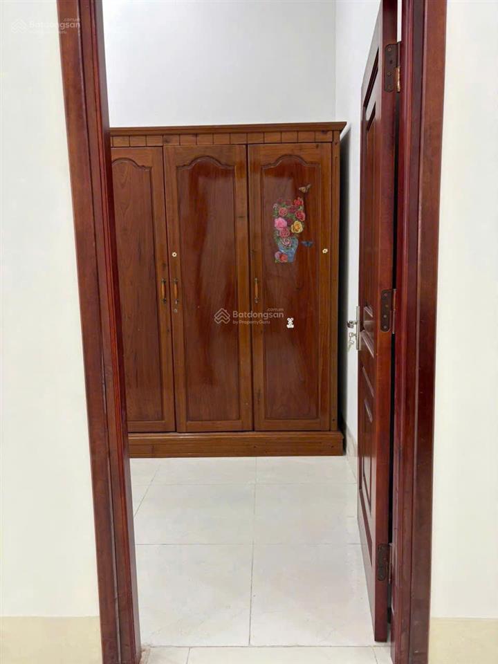 Cho thuê nhà hẻm ô tô thông  gần đường 28, phước long  nam nha trang