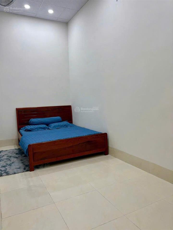 Cho thuê nhà hẻm ô tô thông  gần đường 28, phước long  nam nha trang