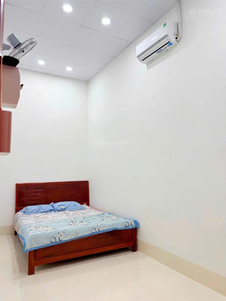 Cho thuê nhà hẻm ô tô thông  gần đường 28, phước long  nam nha trang