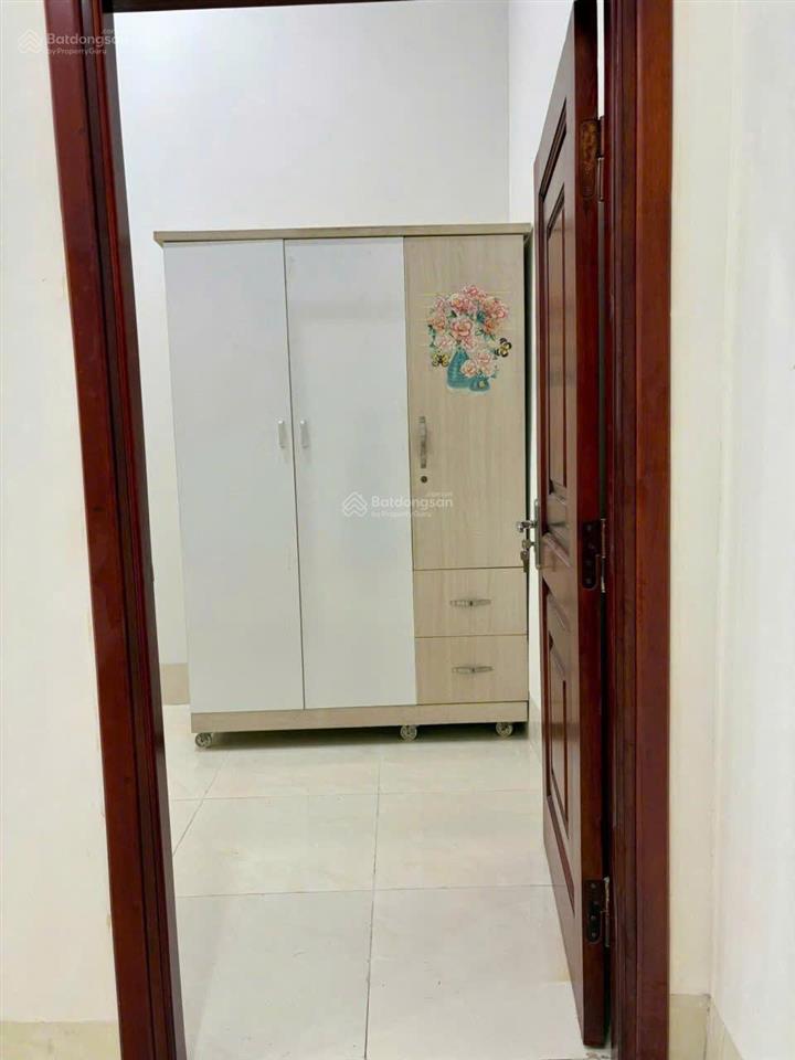 Cho thuê nhà hẻm ô tô thông  gần đường 28, phước long  nam nha trang