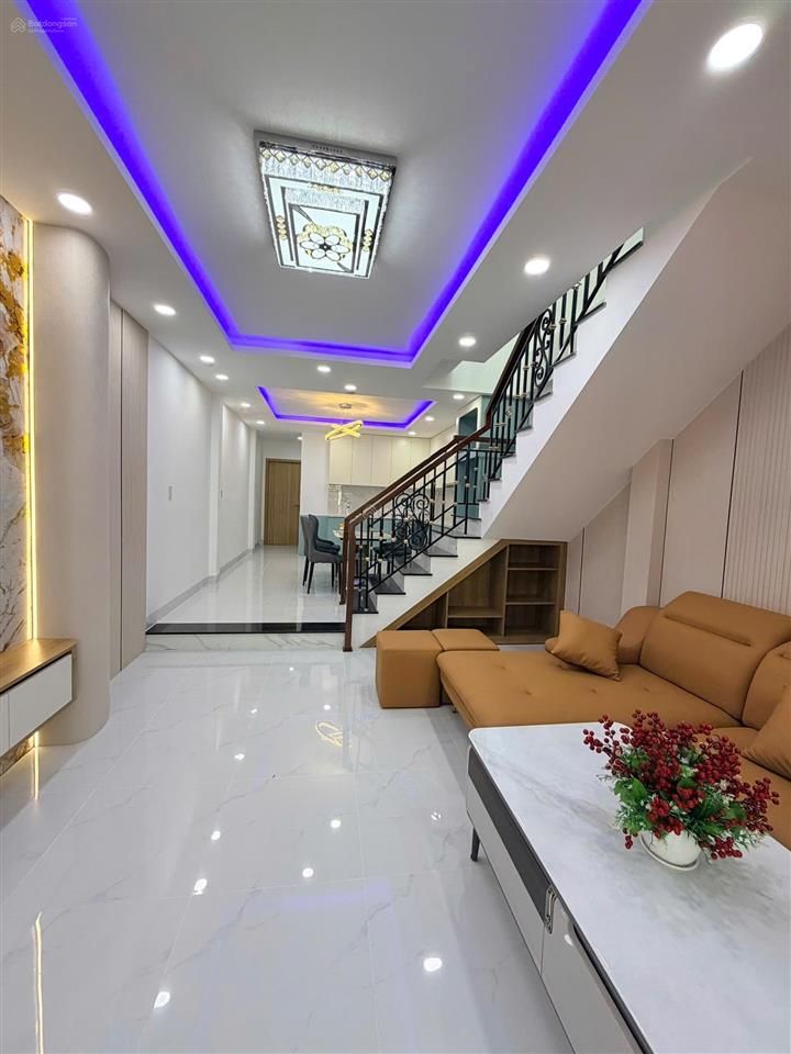 Bán nhà 2 tầng mới đẹp đường ô tô, cách hương lộ ngọc hiệp 100m  3pn 2wc