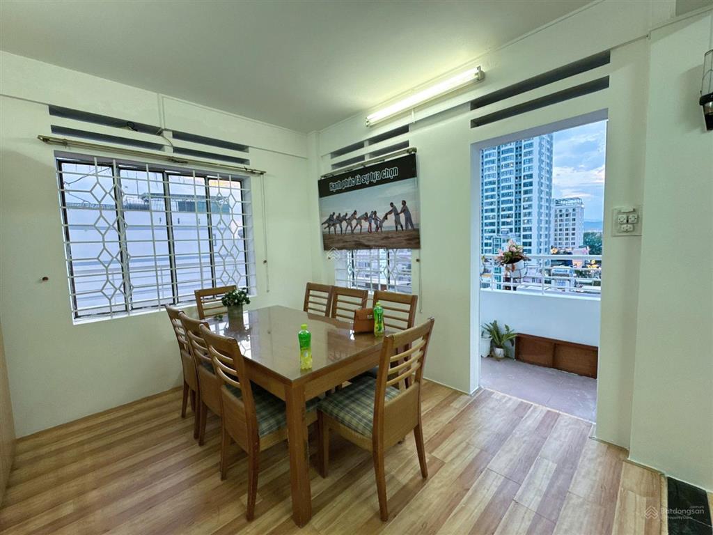 Cho thuê căn hộ nguyễn thiện thuật khu phố tây nha trang căn góc dt 67m² 1pn 1wc ban công vie tp