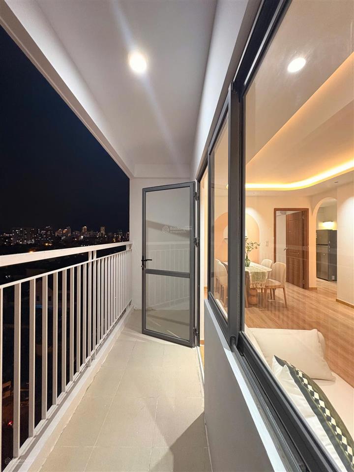 Bán căn hộ đẹp giá 2 tỷ 790 full nội thất  chung cư ct1 hud phước long cách biển chỉ vài bước chân
