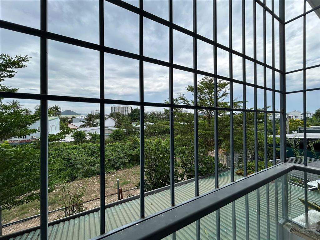 Bán nhà 2 tầng sổ hồng hoàn công  vĩnh châu, tây nha trang
