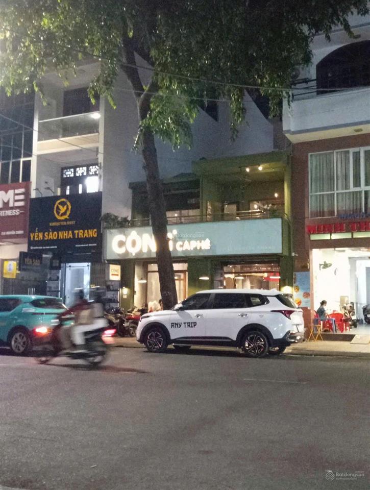 Bán nhà mặt tiền nguyễn chánh, lộc thọ, nha trang  cách biển 300m