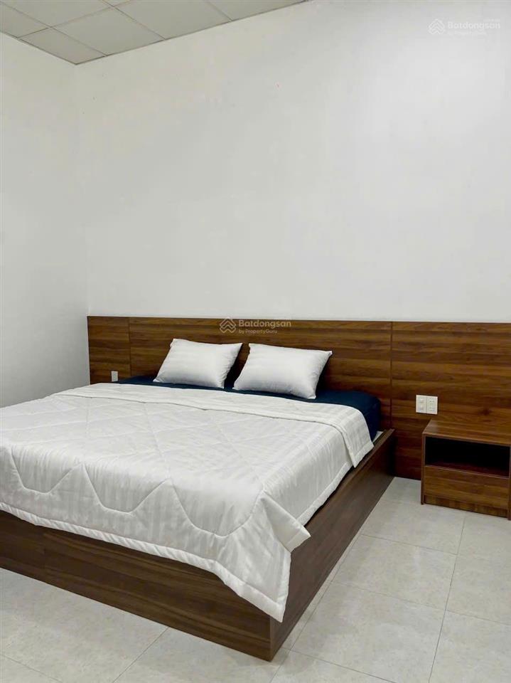 Cho thuê nhà cấp 4  100m² hẻm 404 đống muối