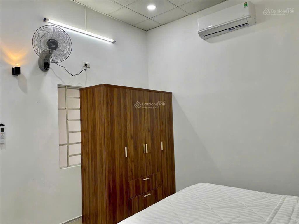 Cho thuê nhà cấp 4  100m² hẻm 404 đống muối