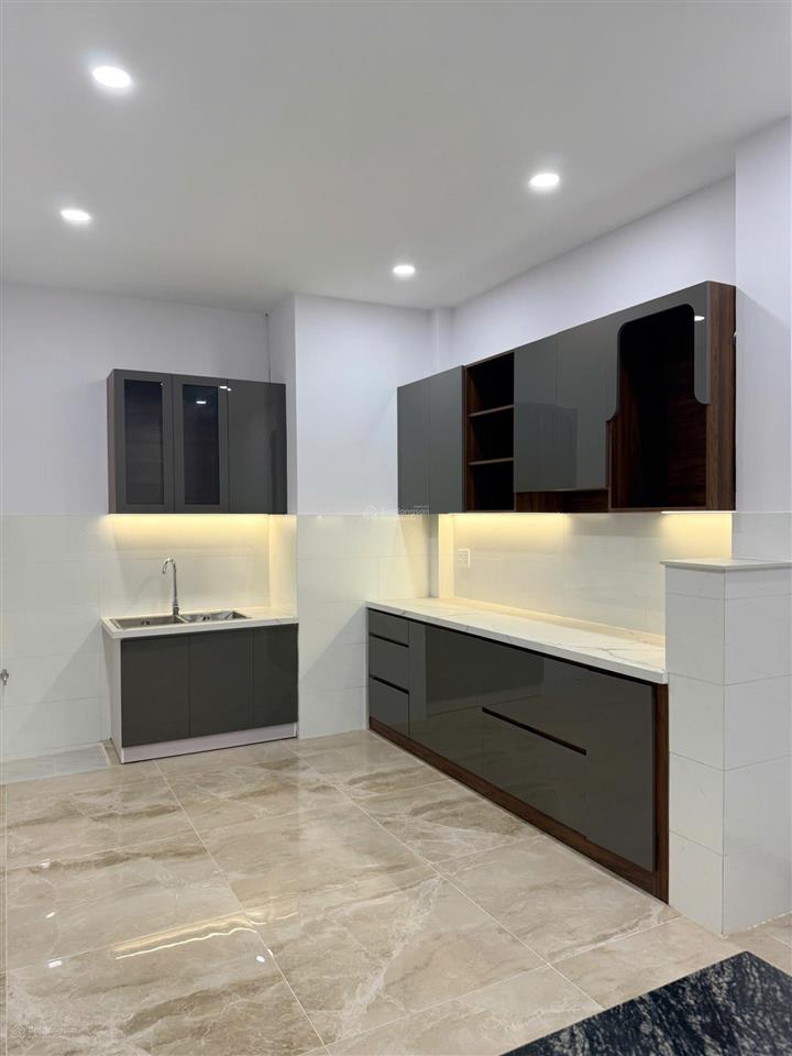 Bán căn nhà đẹp hướng đông nam hiếm khu bàn cờ, nhà mặt tiền đường trần nguyên hãn (có thang máy)