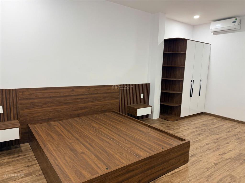 Bán căn nhà đẹp hướng đông nam hiếm khu bàn cờ, nhà mặt tiền đường trần nguyên hãn (có thang máy)