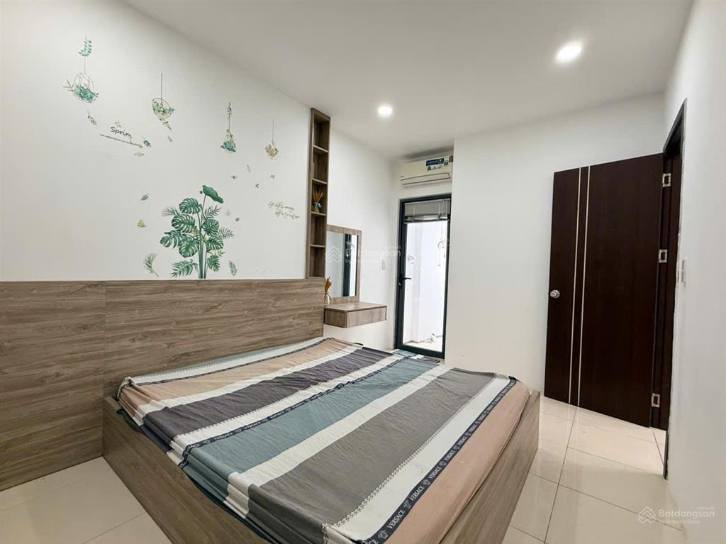 Căn chung cư ph giá tốt đầu tư  tầng 21  sổ đỏ chuyển nhượng sang tên được ngay