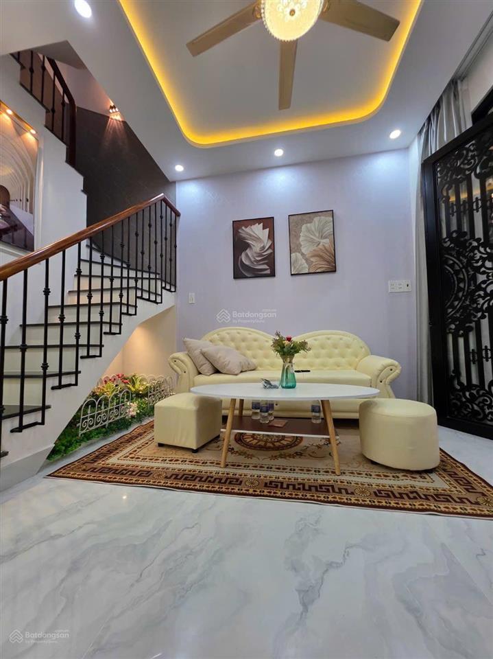 Bán nhà riêng tại tăng bạt hổ, p 11, q.bình thạnh, 5,98 tỷ, 31m2