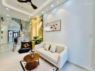 Bán nhà riêng tại thích quảng đức, 7,95 tỷ, 46 m2, hàng hiếm đẹp, nhiều tiện ích