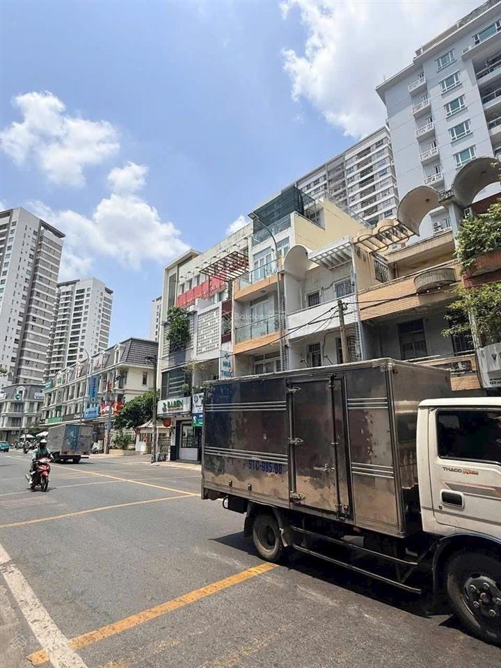 Bán nhà mặt phố tại phổ quang, 16,7 tỷ, 68 m2, giá cực chất chỉ với
