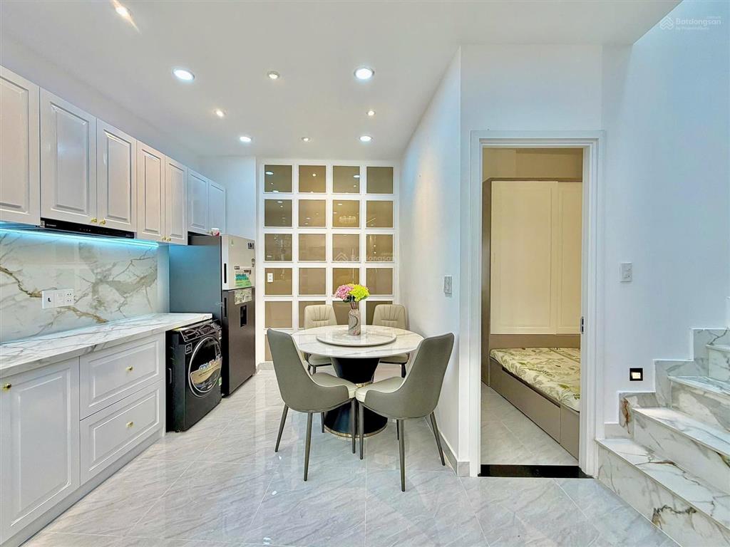 Bán nhà đường nguyễn công hoan( hoa sữa) phú nhuận 7,55 tỷ, 59m2