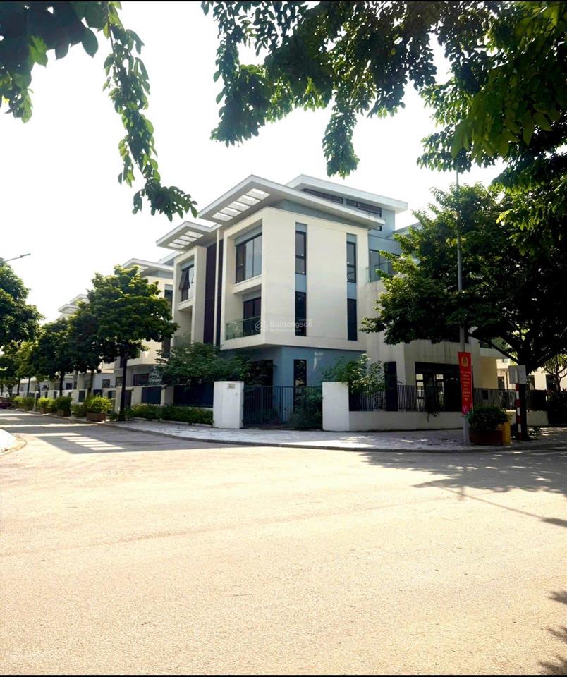 Cho thuê biệt thự dương nội, hà đông vị trí đẹp cạnh công viên thiên văn học