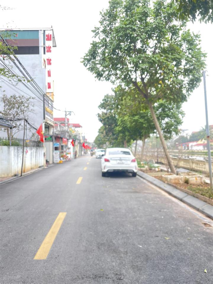 Bán 74m2 trục chính liên thôn oto tránh kinh doanh 50m cổng trường cấp 2 hồ điều hoà võng lađahn