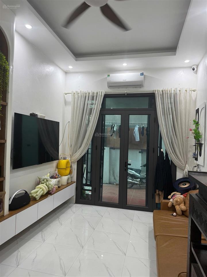 Gia đình cần bán nhà cấp 4 dt 56m giá 3,5 tỷ có thương lượng tại thôn nhuế kim chung, đahn