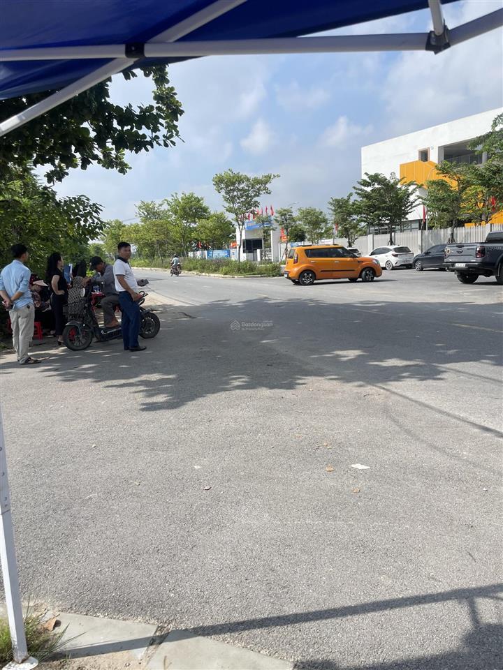 Hơn 6 tỷ 80m đất đấu giá làn 1 thôn bắc kim nỗ ,thiên lộc hn vỉa hè 3m mặt trường học kim nỗ hn