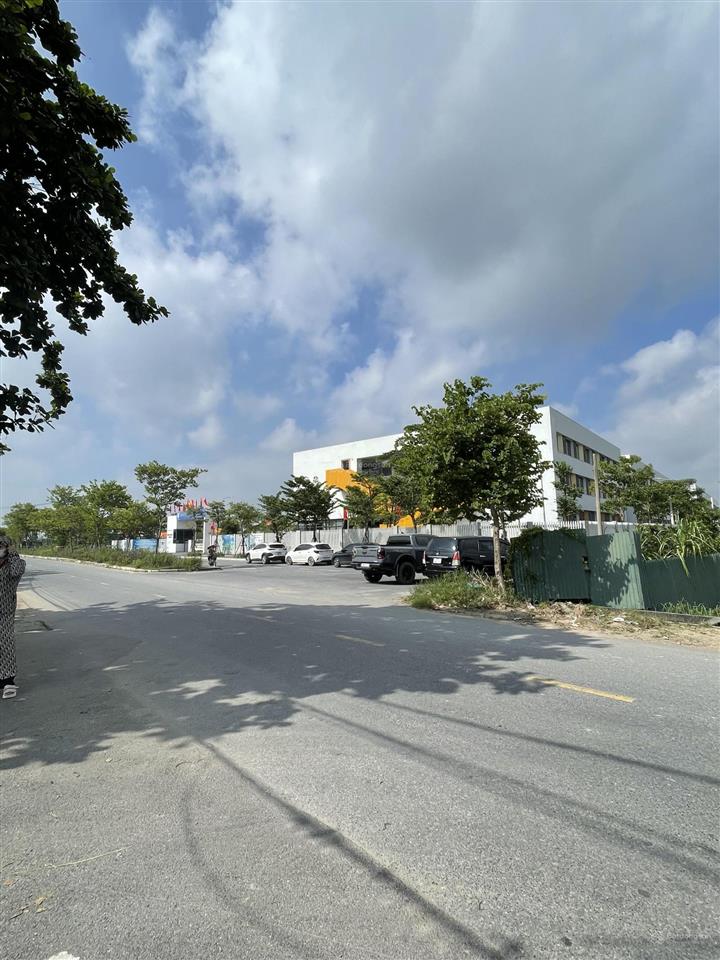 Hơn 6 tỷ 80m đất đấu giá làn 1 thôn bắc kim nỗ ,thiên lộc hn vỉa hè 3m mặt trường học kim nỗ hn