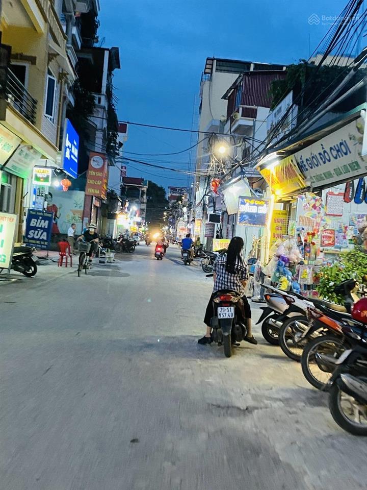 Bán 135m2 lô đất kinh doanh vị trí hiếm có 1 nhà bán trục chính kinh doanh tây bầu kim chung đahn