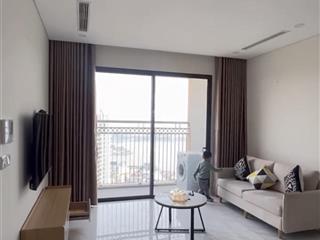 Bán căn 3 ngủ  tầng cao  full đồ  đang cho thuê 18tr  xem được pháo hoa  đã có sổ đỏ  15,5 tỷ