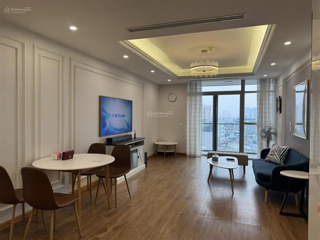 Bán căn 3 ngủ  tầng trung  view hồ và thành phố  full đồ  nhà mới đẹp  12,980 tỷ bao phí