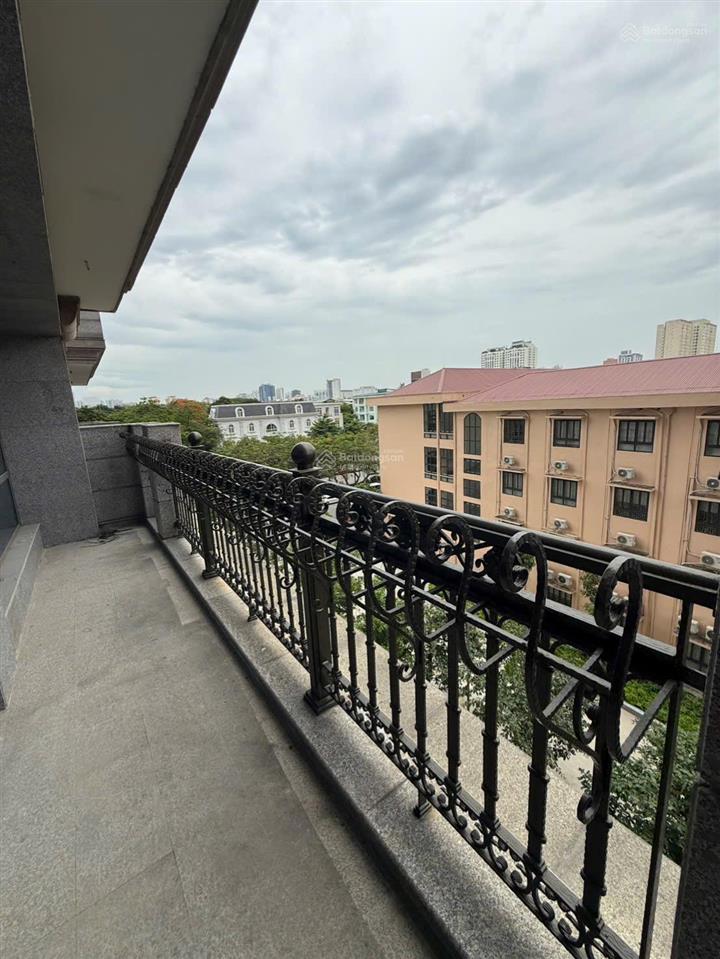 Bán căn 3 ngủ 177,5m2 view thoáng giá siêu rẻ  tặng 5 năm phí dịch vụ  27 tỷ