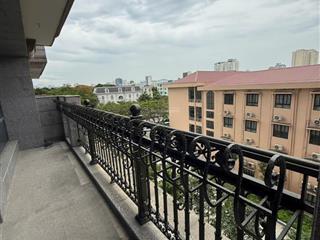 Bán căn 3 ngủ 177,5m2 view thoáng  tặng 8 năm phí dịch vụ tặng 1 slot đậu xe định danh  30,4 tỷ