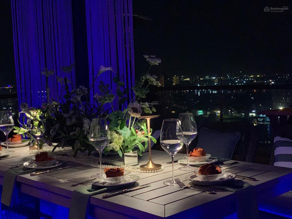 Bán căn góc 4 ngủ view hồ nghĩa đô  tặng 5 năm phí dv  tặng 1 chỗ đậu xe định danh  53,9 tỷ
