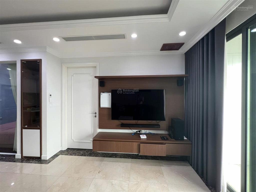 Cần bán nhanh căn 2 phòng ngủ view sông  12,9 tỷ bao phí  full đồ  tầng cao