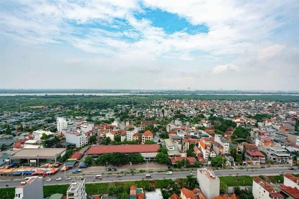 Cần bán nhanh căn 2 phòng ngủ view sông  12,9 tỷ bao phí  full đồ  tầng cao