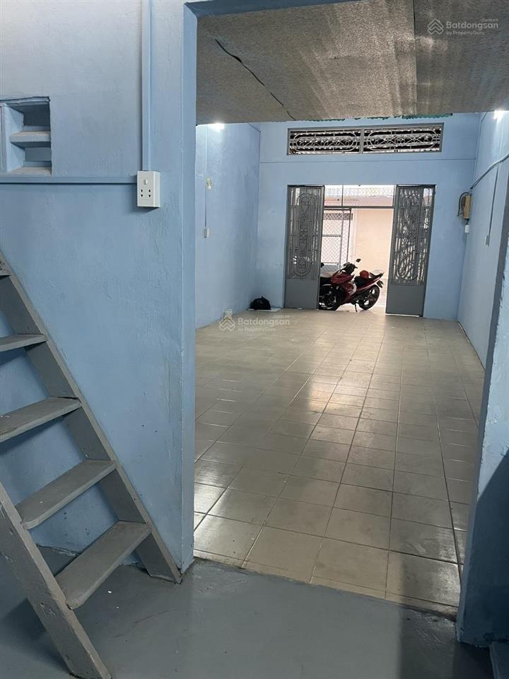 Nhà cho thuê nguyên căn 4*17 ngay hẻm 17 đồng đen  trường chinh