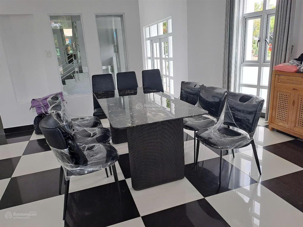 Cho thuê villa an viên sân vườn trên cao, không gian sống đẳng cấp