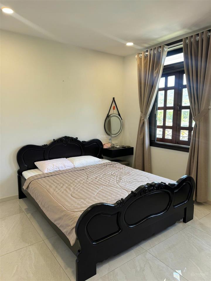 Cho thuê villa an viên căn góc đẹp, cách biển chỉ 200m