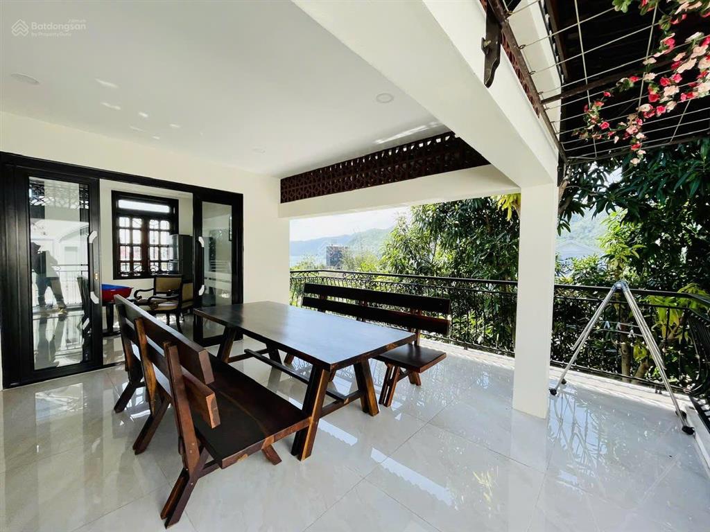 Cho thuê villa an viên căn góc đẹp, cách biển chỉ 200m