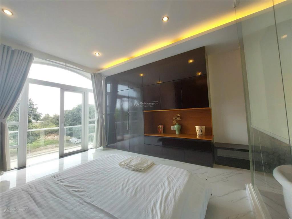 Cho thuê villa view biển an viên  4pn, có xông hơi, 42 triệu/tháng