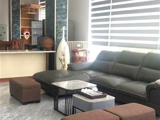 Cho thuê villa 5 phòng ngủ, có karaoke