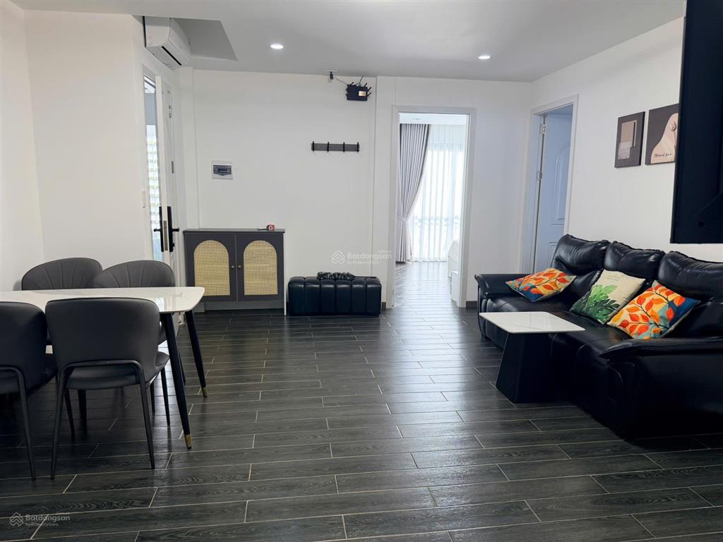 Cho thuê căn hộ 2 phòng ngủ cao cấp an viên, nha trang