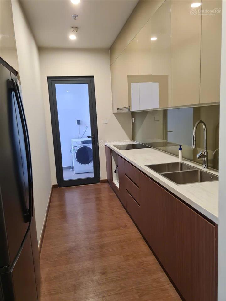 Cho thuê chung cư cao cấp the matrix one, 23,5 triệu, 86m2, 2pn, 2wc, view đẹp