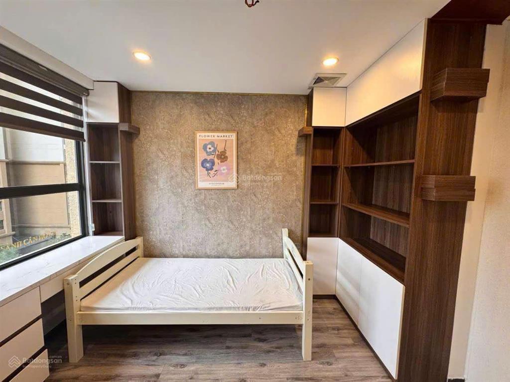 Cho thuê căn hộ vừa ở vừa làm văn phòng officetel chung cư d'capitale