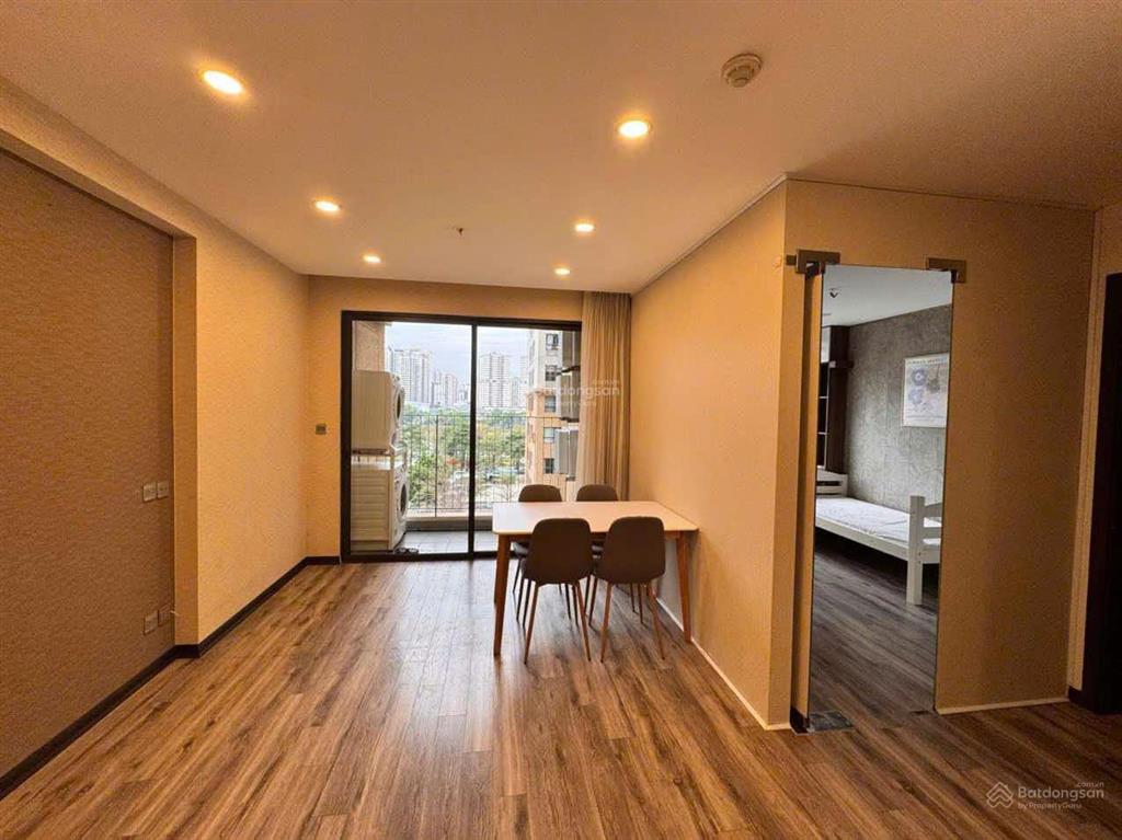 Cho thuê căn hộ vừa ở vừa làm văn phòng officetel chung cư d'capitale